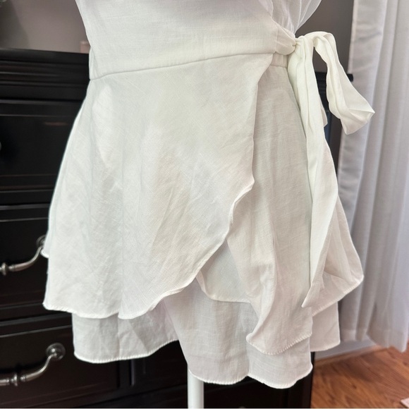DO+BE White Ruffle Wrap Romper – Size S (New with Tags) - Picture 4 of 15